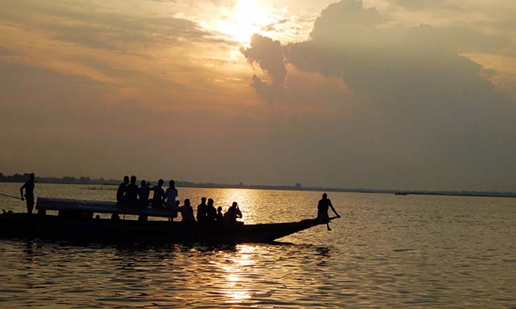 নাটোরের নলডাঙ্গায় হাতিরবিল ভ্রমণপিপাসুদের কাছে এখন মিনি কক্সবাজার।