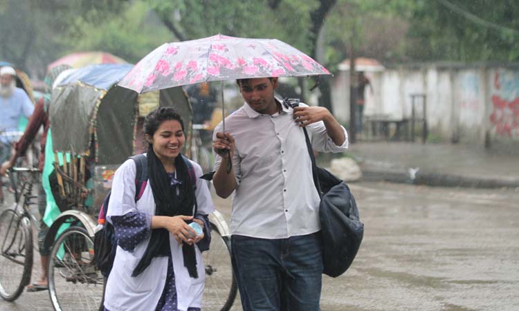 ঘূর্ণিঝড় বুলবুলের প্রভাবে বৃষ্টিতে ঢাকার জনজীবন বিপর্যস্ত