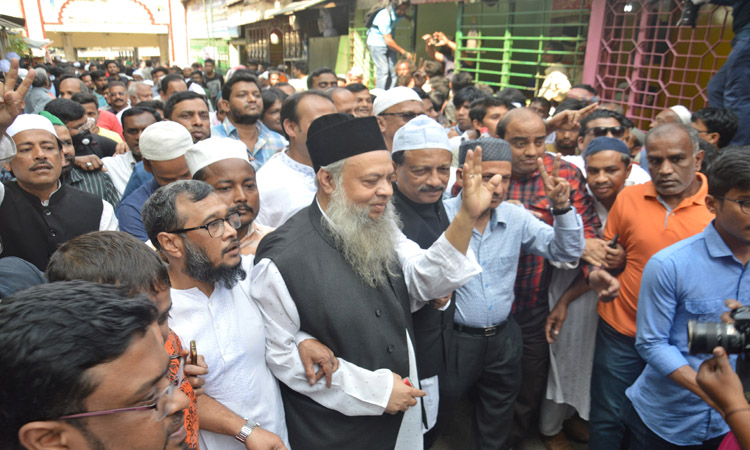 চট্টগ্রামে প্রতীক পেয়ে প্রচারণায়  আওয়ামী লীগের প্রার্থী