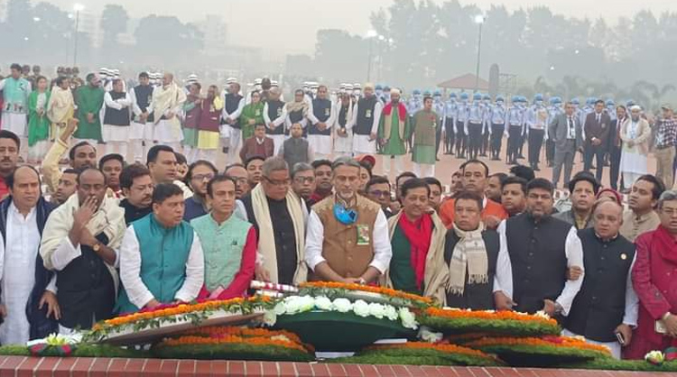 বিজয় দিবসে স্মৃতিসৌধে যুবলীগের শ্রদ্ধা