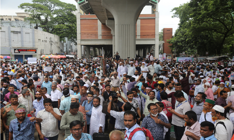 মাধ্যমিক শিক্ষা জাতীয়করণের একদফা দাবিতে লাগাতার অবস্থান কর্মসূচি পালন করে বাংলাদেশ শিক্ষক সমিতি (বিটিএ)।