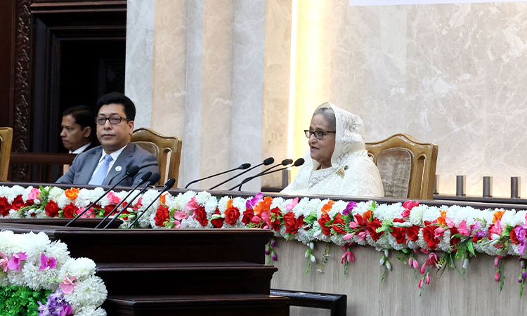 প্রধানমন্ত্রী শেখ হাসিনা রবিবার ঢাকায় প্রধানমন্ত্রীর কার্যালয়ে 'জেলা প্রশাসক সম্মেলন-২০২৪'-এর উদ্বোধন অনুষ্ঠানে প্রধান অতিথির বক্তব্য রাখেন।