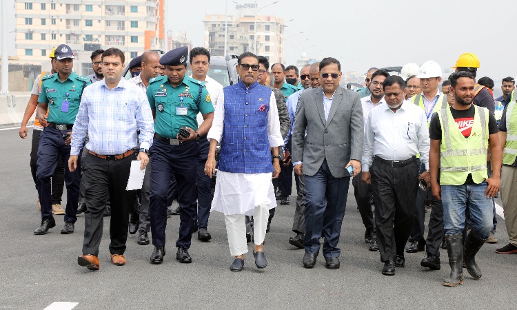 বুধবার বাংলাদেশ চলচ্চিত্র উন্নয়ন করপোরেশন (এফডিসি) সংলগ্ন র‍্যাম্পটি উদ্বোধন করেন ওবায়দুল কাদের