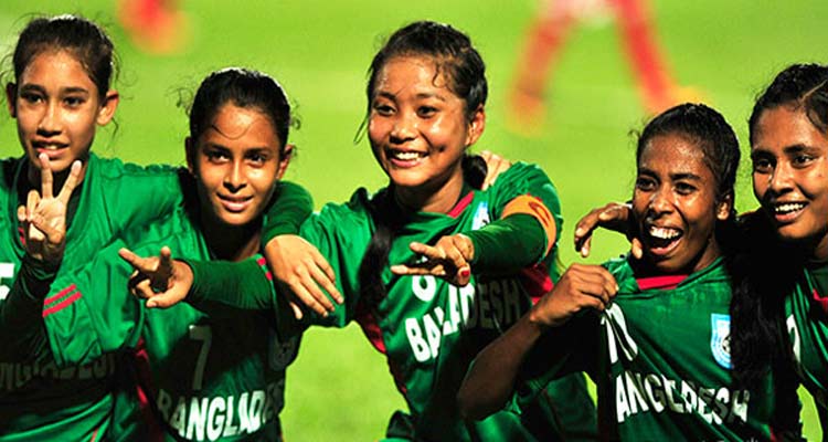 অনূর্ধ্ব-১৬ মহিলা ফুটবল দলকে এমটিবির সংবর্ধনা