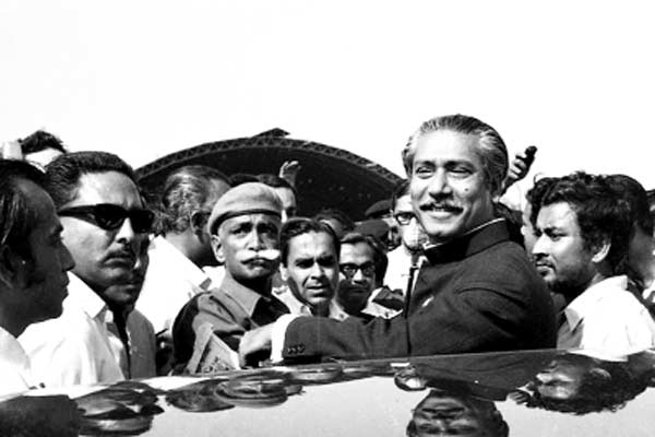 ইতিহাস​ বিকৃতির ধারা ও অসমাপ্ত মুক্তিযুদ্ধ