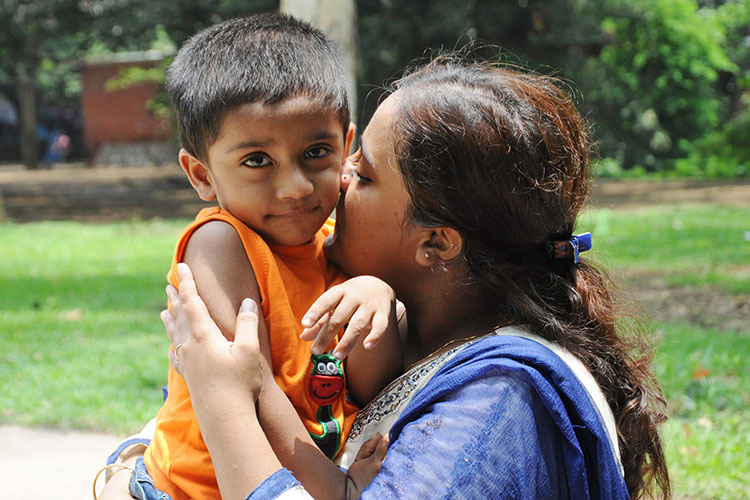 মধুর আমার মায়ের হাসি...