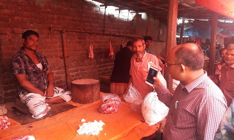 চিরিরবন্দরে সাত মাংস ব্যবসায়ীকে জরিমানা