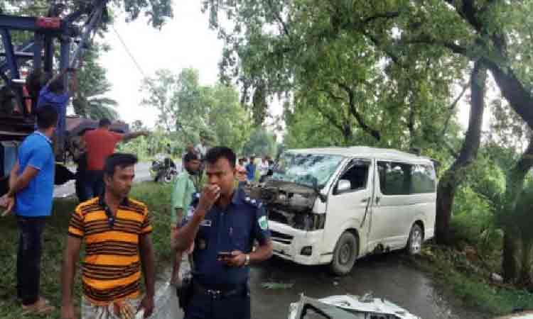 বড়াইগ্রামে সড়ক দুর্ঘটনায় নিহত ১