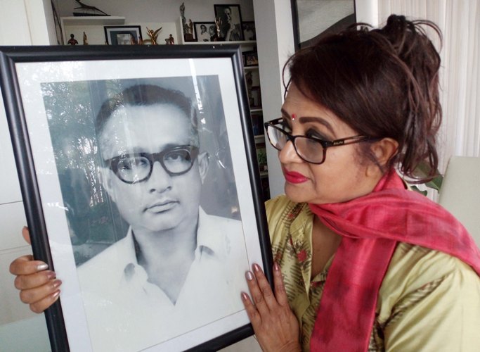 বাবাদের নিয়ে গর্বিত সন্তানদের গল্প...