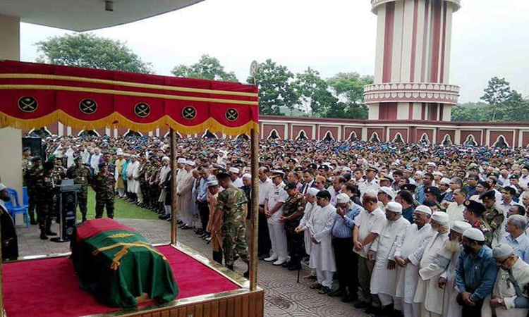 সেনা মসজিদে প্রথম জানাজা শেষ, হিমঘরে এরশাদ