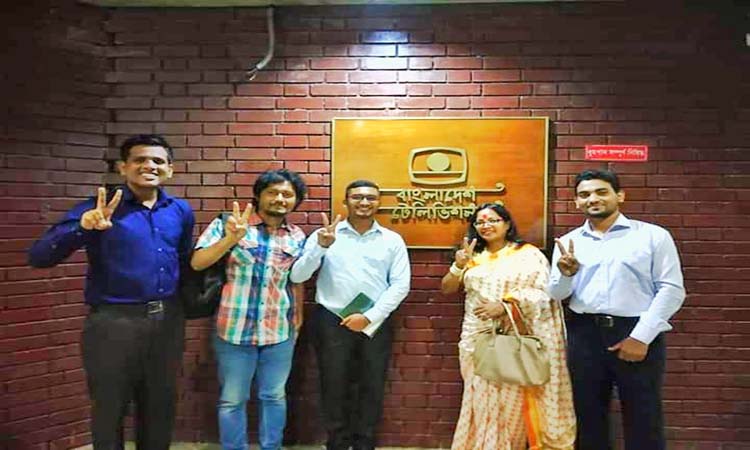 টিভি বিতর্কে জয়ী সরকারি তিতুমীর কলেজ বিতর্ক ক্লাব