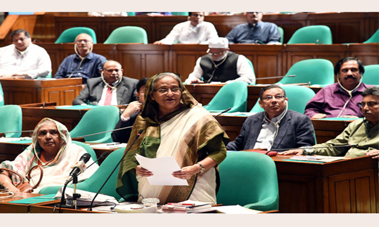 এক দশকে বাংলাদেশ ঘুরে দাঁড়িয়েছে: প্রধানমন্ত্রী