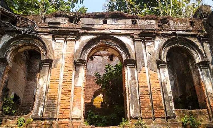 লক্ষ্মীপুরে ‘জমিদার বাড়ি ও খোয়া সাগর দীঘি’ সম্ভাবনাময় পর্যটন কেন্দ্র