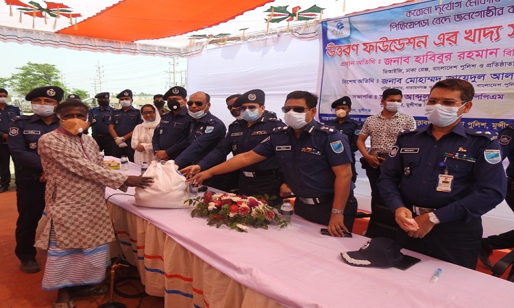 মুন্সীগঞ্জে ৬ শতাধিক বেদে পরিবারকে খাদ্য সহায়তা প্রদান