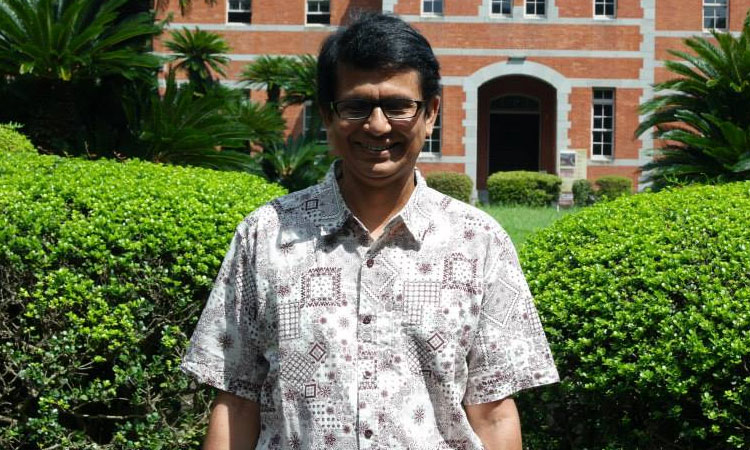 একটা সাংস্কৃতিক বিপ্লবের অপেক্ষা