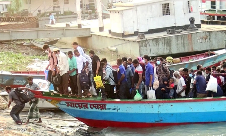 কাঁঠালবাড়ী-শিমুলিয়া নৌরুটে আজো লঞ্চ-ফেরি বন্ধ