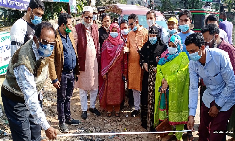 কাউখালীতে রাস্তা-ড্রেন নির্মাণ কাজের উদ্বোধন