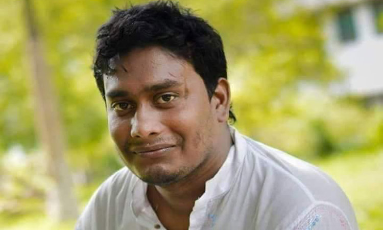 শিবিরের হামলায় পা হারানো মাসুদের এখন ভরসা শুধুই প্রধানমন্ত্রী