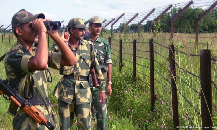 বাংলাদেশি সীমান্তে ক্ষমতা বাড়লো বিএসএফের