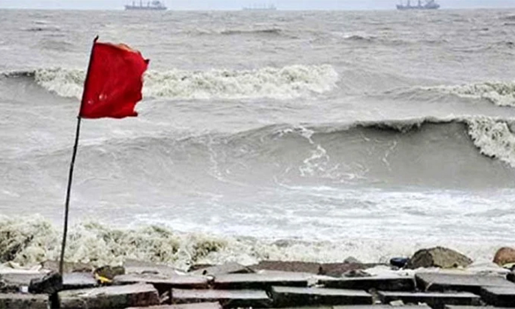 উত্তাল সাগর, বন্দরে ৩ নম্বর সতর্ক সংকেত