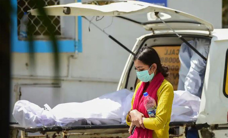 ভারতে একদিনে করোনায় ৯৫৯ জনের মৃত্যু