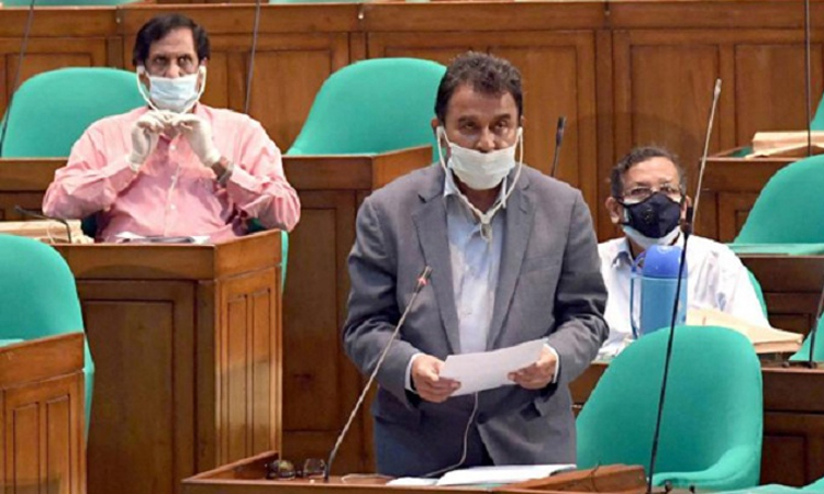 রাশিয়া-ইউক্রেন যুদ্ধ দেশের অর্থনীতিকে বড় ঝুঁকিতে ফেলবে না: অর্থমন্ত্রী