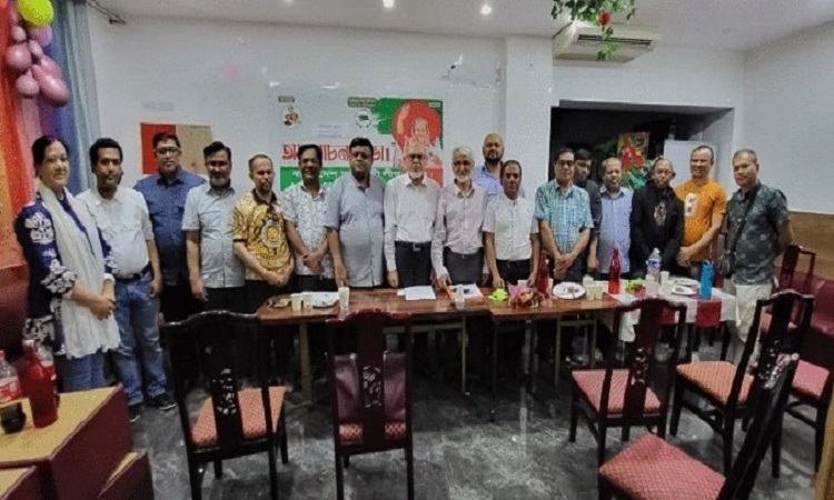 ফ্রান্সে শেখ হাসিনার স্বদেশ প্রত্যাবর্তন দিবস পালিত