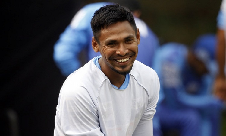 মোস্তাফিজকে টেস্ট দলে চান প্রধান নির্বাচক
