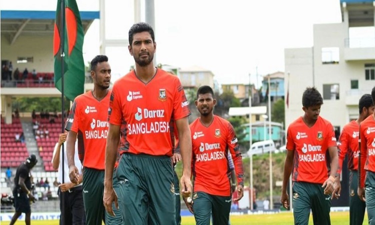 ‘মাহমুদউল্লাহর অধিনায়কত্ব নিয়ে শিগগিরই বোর্ড মিটিং’