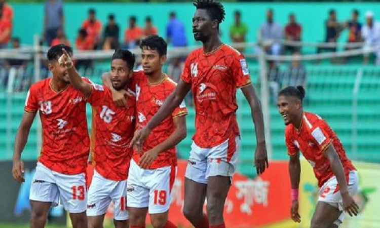 ইতিহাস গড়ে হ্যাট্রিক শিরোপা জিতলো বসুন্ধরা কিংস