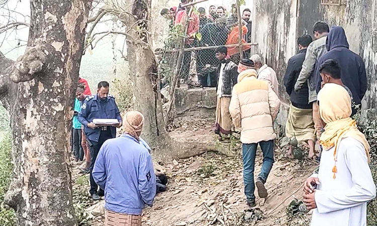 রাইস মিলের পাশে মিলল যুবকের গলাকাটা মরদেহ