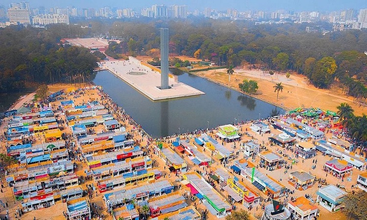 প্রাণের বইমেলা: শঙ্কায় প্রকাশকরা, বইপ্রেমী পাঠকও কি থাকবেন চিন্তামুক্ত?