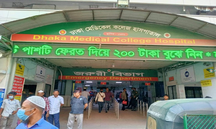 সবুজবাগে মোটরবাইক ও তেজগাঁয়ে ট্রেনে ধাক্কায় ২ জনের মৃত্যু