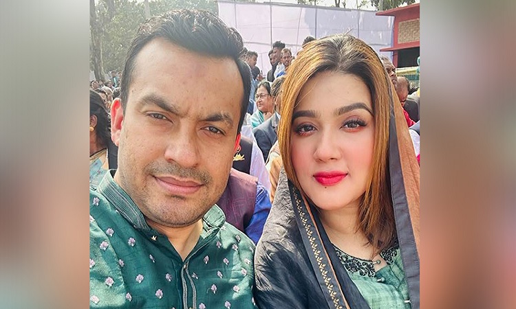 'যেকোনো সময় গ্রেফতার হতে পারেন মাহি ও তার স্বামী'