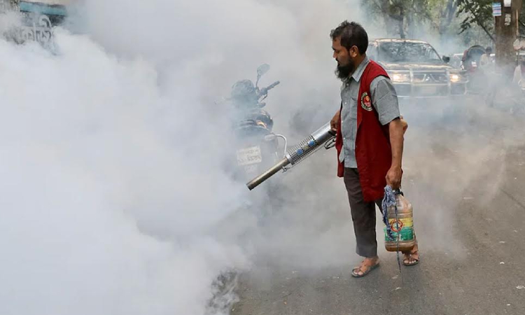 মশা নিধনে ‘ভুল’ পদ্ধতিতে মাঠে নামছে ডিএসসিসি