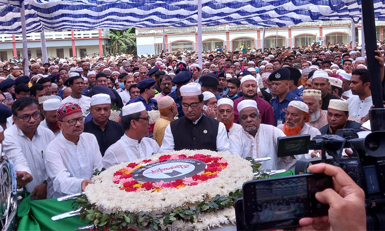 রাষ্ট্রীয় মর্যাদা বীর মুক্তিযোদ্ধা তাহেরের দাফন সম্পন্ন
