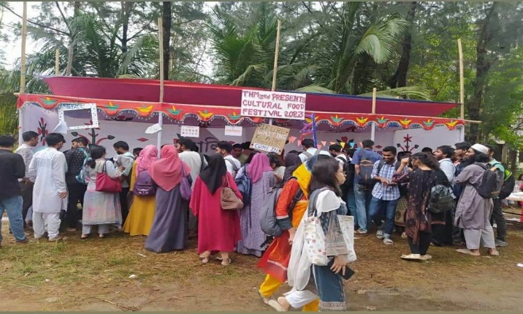 নোবিপ্রবিতে কালচারাল ফুড উৎসব অনুষ্ঠিত