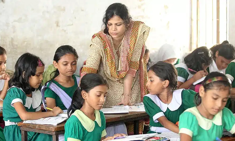 প্রাথমিক শিক্ষকদের বিভাগীয় পর্যায়ে বদলির আবেদন শুরু