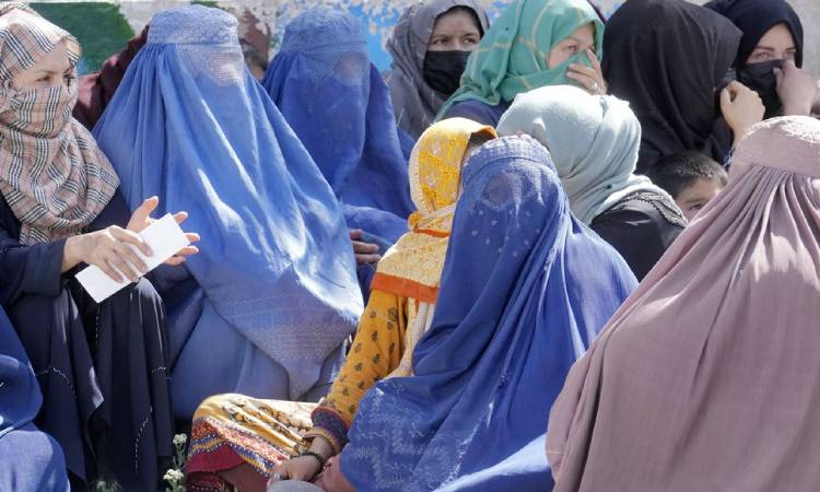 আফগানিস্তানের ঈদ–উৎসবে থাকতে পারেননি নারীরা