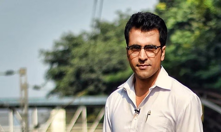 ব্যোমকেশের খোলস ছেড়ে ফের গোয়েন্দা চরিত্রে আবীর
