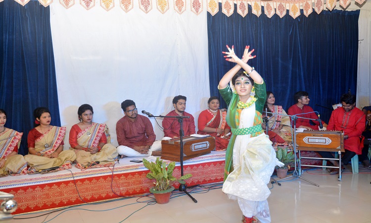 জাতীয় বিশ্ববিদ্যালয় : রবীন্দ্র-নজরুল জয়ন্তী উদযাপন