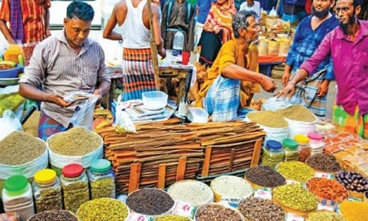 ঈদের আগেই চড়া মসলার বাজার