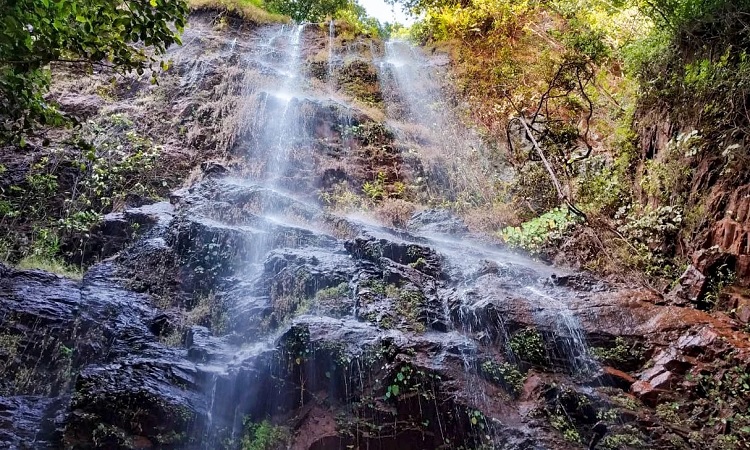 মেঘ-বৃষ্টির খেলায় কিরিবুরু-মেঘাতুবুরু