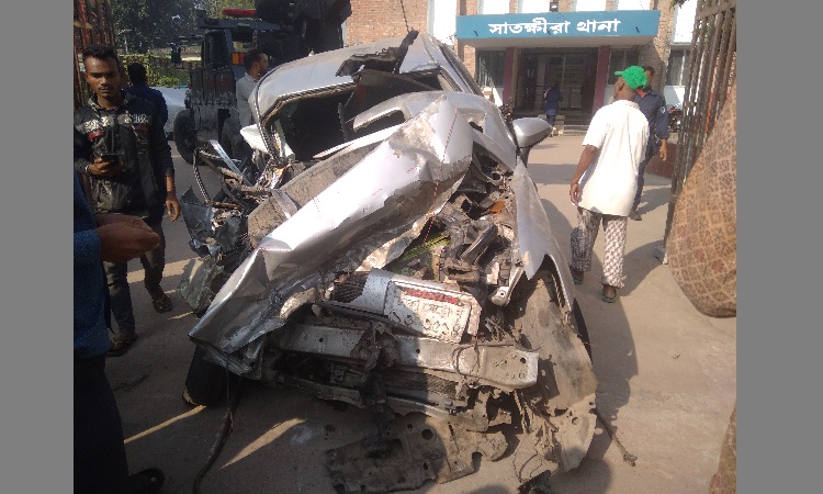 সাতক্ষীরায় ট্রাক-প্রাইভেটকার সংঘর্ষ, ভারতীয় দম্পতি নিহত