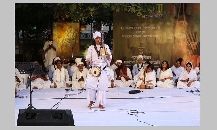 ‘এই বিশ্ব, বাউলদের চিন্তাচেতনার, সাধনার ধারায় পরিবর্তিত হোক’