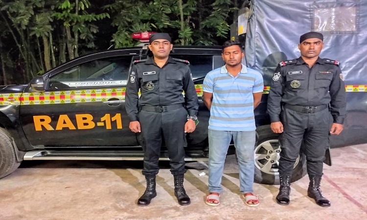 মাদক কারবারে বাধা দেয়ায় বিআরডিবি কর্মকর্তাকে কুপিয়ে হত্যা, গ্রেফতার ১