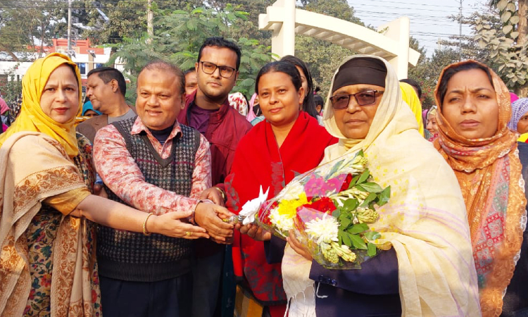 ঠাকুরগাঁও ১ আসনে প্রার্থিতা ফিরে পেলেন স্বতন্ত্র প্রার্থী তাহমিনা