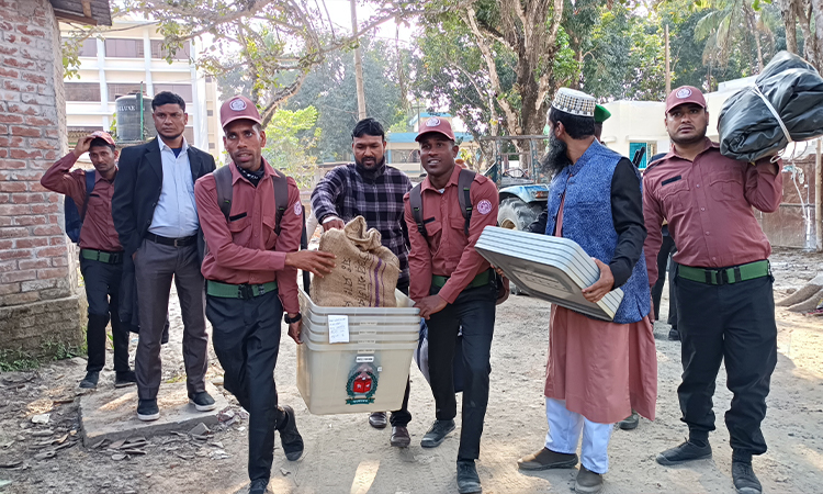 চিলমারীতে ভোট গ্রহণের প্রস্তুতি সম্পন্ন