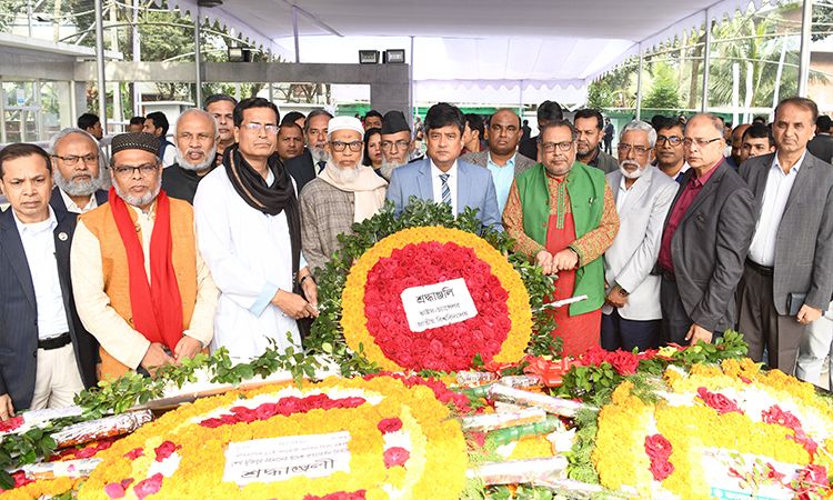 স্বদেশ প্রত্যাবর্তন দিবসে বঙ্গবন্ধুর প্রতি জাতীয় বিশ্ববিদ্যালয় উপাচার্যের শ্রদ্ধা