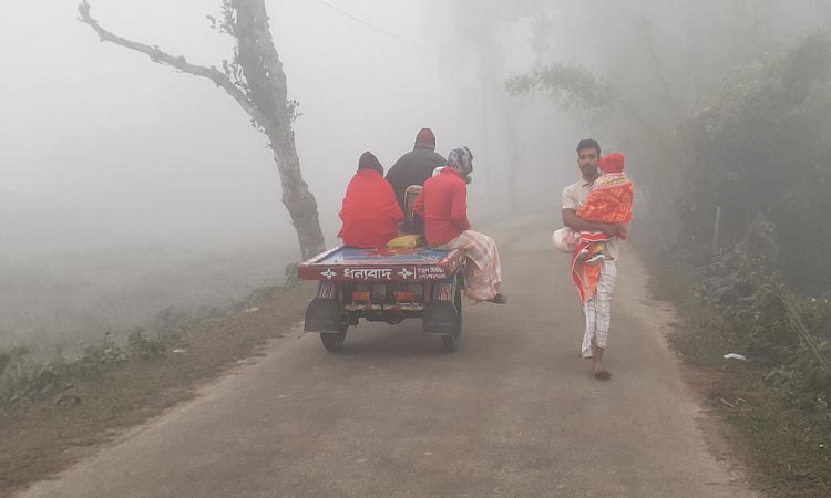 পঞ্চগড়ে আবারও জেঁকে বসেছে শীত